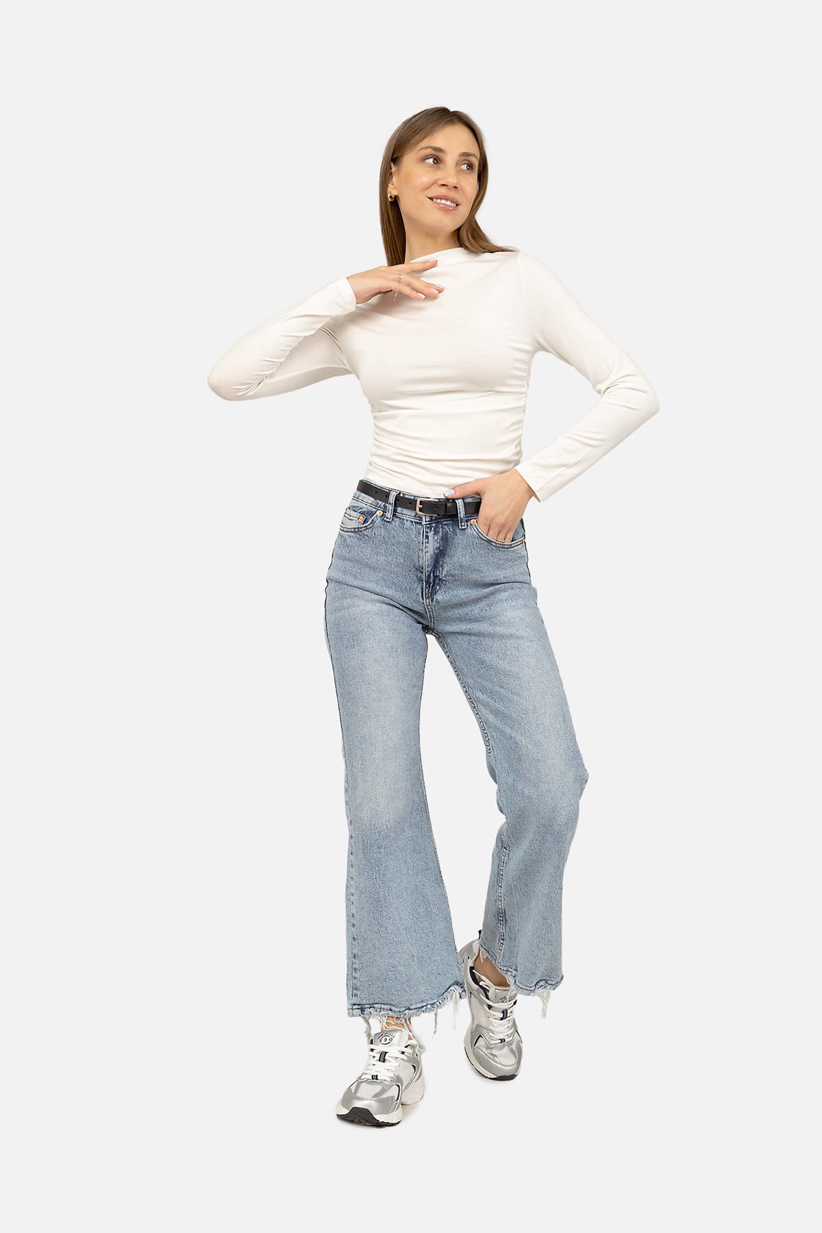 Футболка з довгим рукавом жіноча ЦБ-00271965 р. 44 Молочний (SKT001050099) - фото 4 Футболка з довгим рукавом жіноча ЦБ-00271965 р. 44 Молочний (SKT001050099) - фото 4