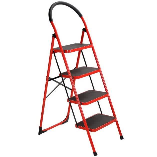 Стремянка складная на 4 ступени до 150 кг 145х45 см (31293460) Стремянка складная на 4 ступени до 150 кг 145х45 см (31293460)