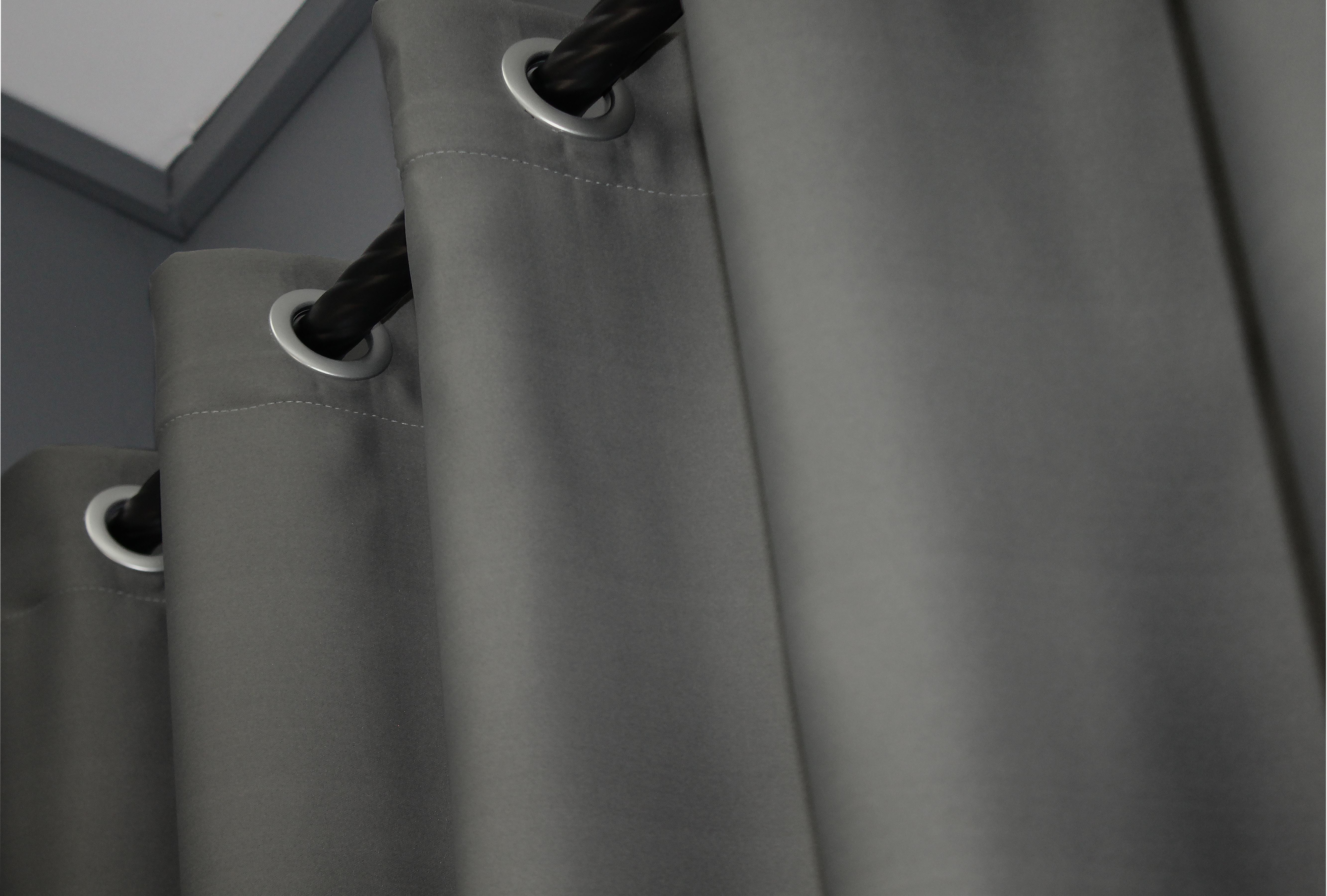 Комплект штор на люверсах VR-Textil Fusion Dimout №793ш 150х250 см 2 шт. Графитовый (37-0002) - фото 6 Комплект штор на люверсах VR-Textil Fusion Dimout №793ш 150х250 см 2 шт. Графитовый (37-0002) - фото 6