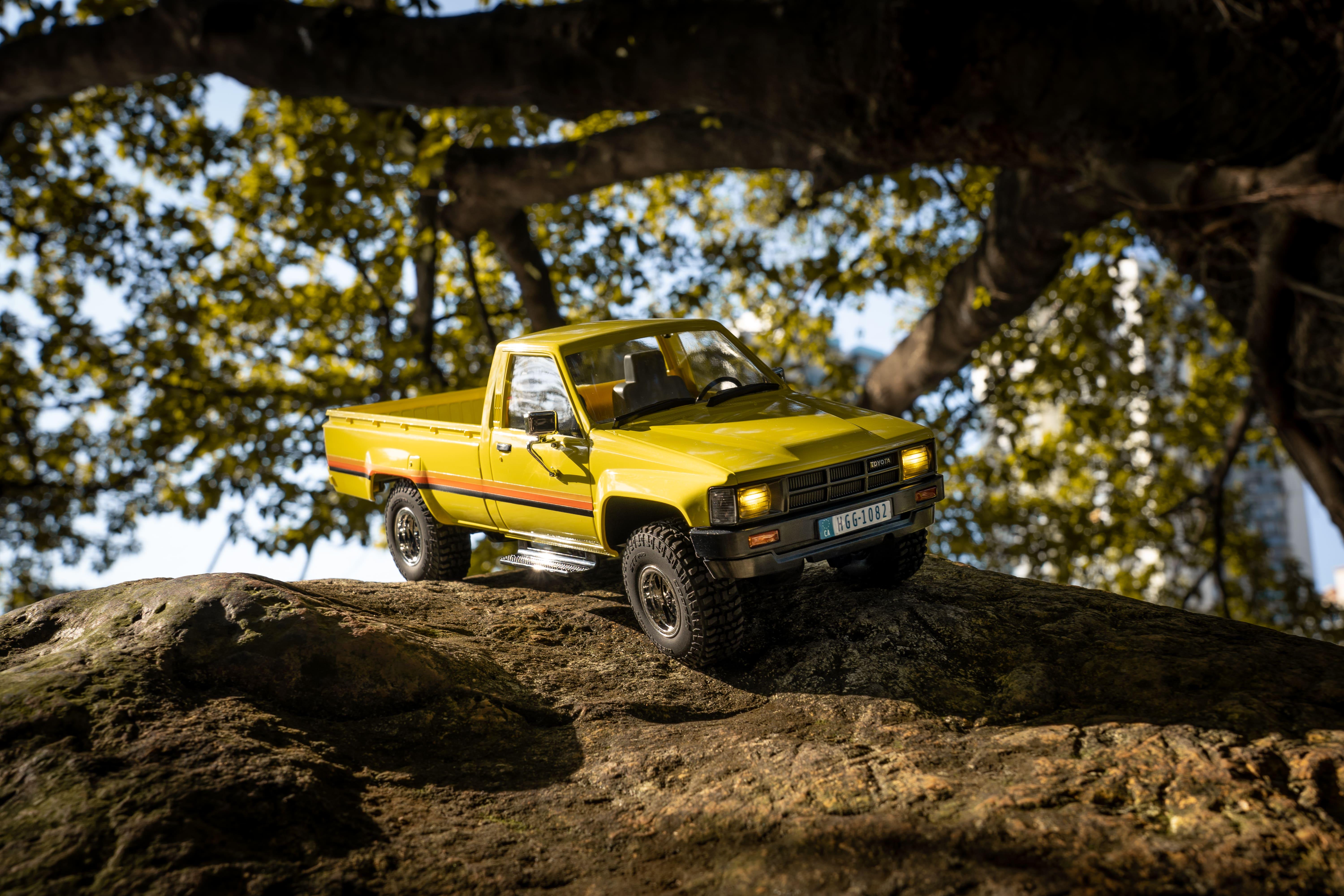 Машинка на радіокеруванні FMS 1:18 Toyota Hilux RTR - фото 12 Машинка на радіокеруванні FMS 1:18 Toyota Hilux RTR - фото 12