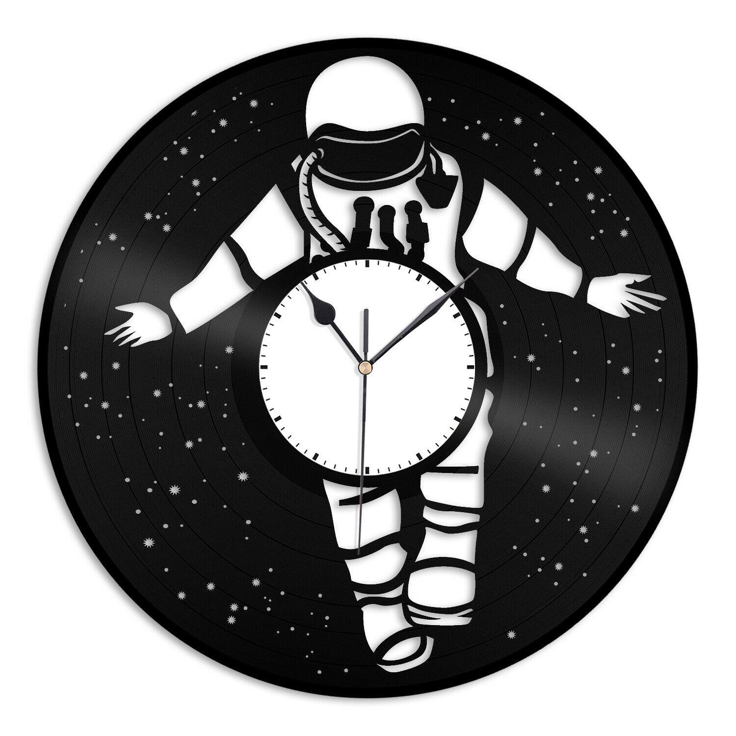 Часы настенные Астронавт 1678 из виниловой пластинки