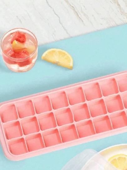 Форма для льоду силіконова з кришкою ICof Кубики 24 комірки Рожевий (Е051359) - фото 3 Форма для льоду силіконова з кришкою ICof Кубики 24 комірки Рожевий (Е051359) - фото 3
