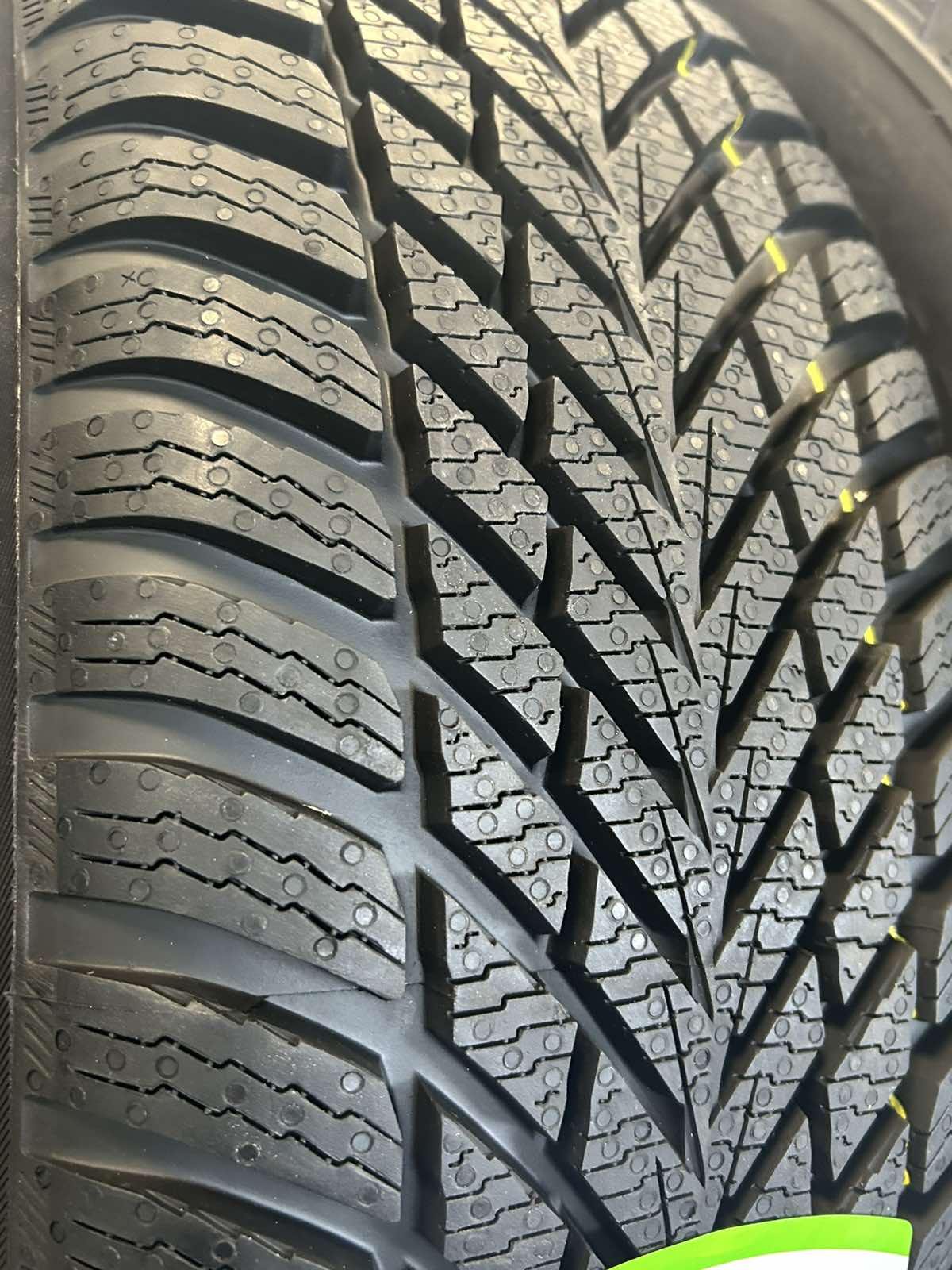 Шина зимова Nokian 2 195/65 R15 91T - фото 3 Шина зимова Nokian 2 195/65 R15 91T - фото 3