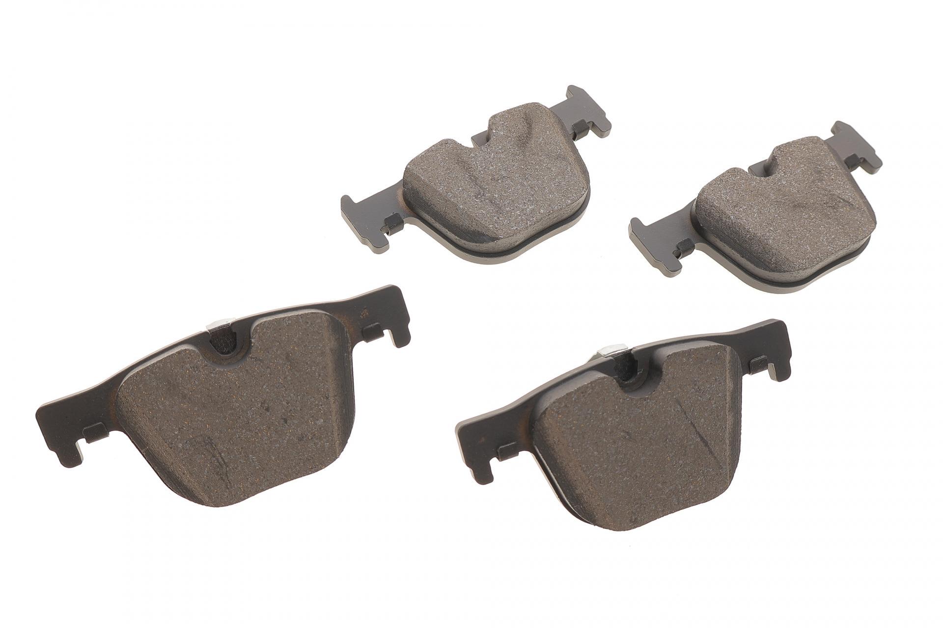 Колодки тормозные задние BOGAP BMW 3 F30/F31/F34/F80/4 F32/F36/F82 11- (B8210134)