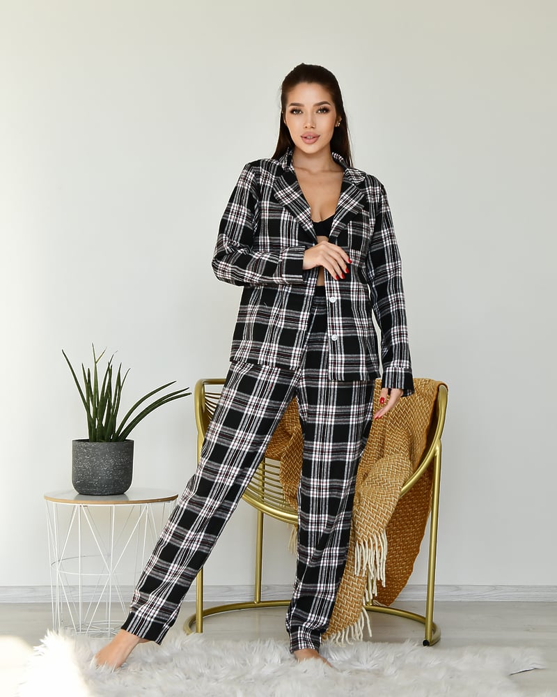 Піжама жіноча Модельєр 7879 р. 46 Різнокольоровий (11384) Піжама жіноча Модельєр 7879 р. 46 Різнокольоровий (11384)