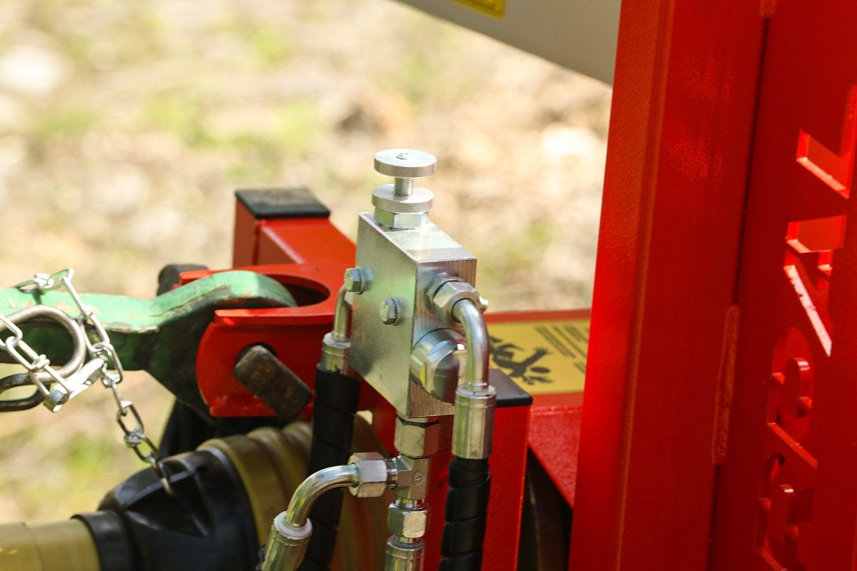 Подрібнювач гілок Arpal на дрова до трактора (АМ-120ТР-К) - фото 7 Подрібнювач гілок Arpal на дрова до трактора (АМ-120ТР-К) - фото 7