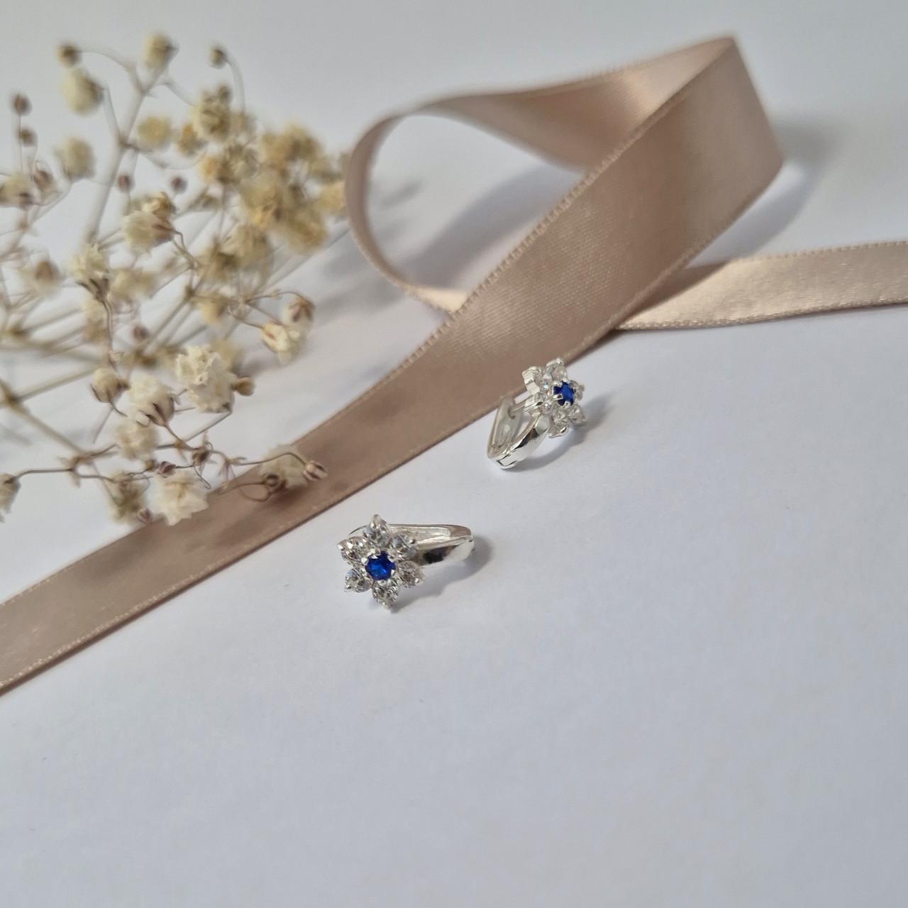 Серьги детские Незабудка с синими камнями серебро 925 пробы 2,00 г (57370)
