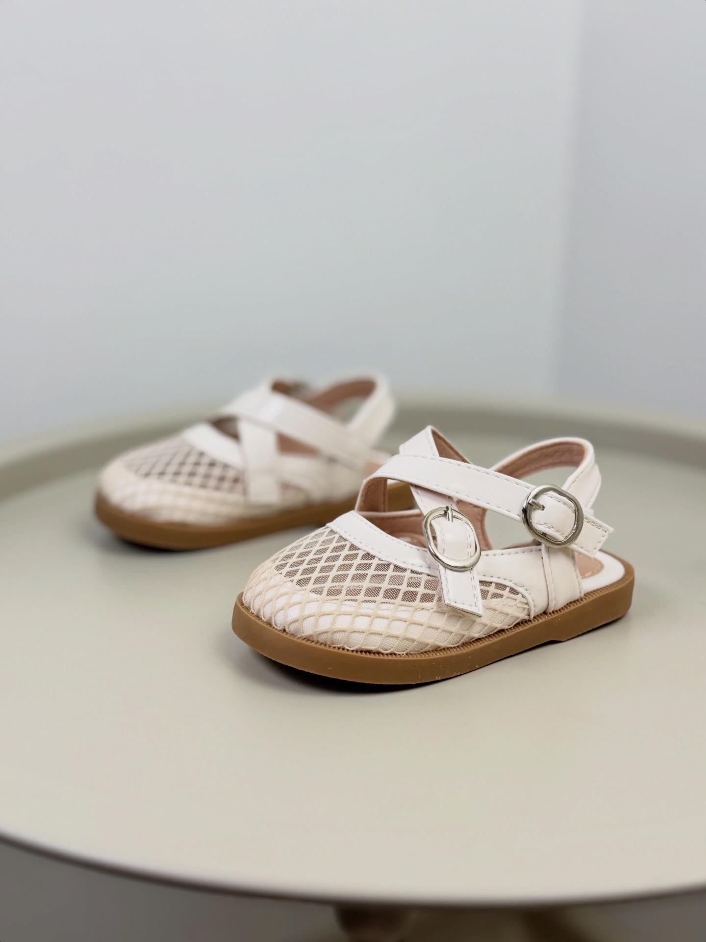 Босоніжки дитячі 1688 р. 23 Білий (33130165)