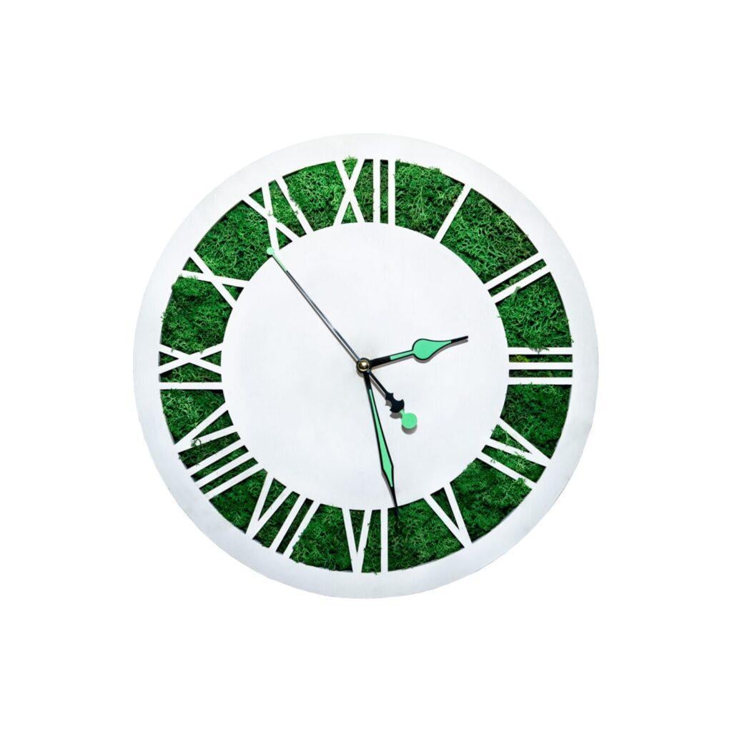 Настенные часы со стабилизированным мхом 30 см