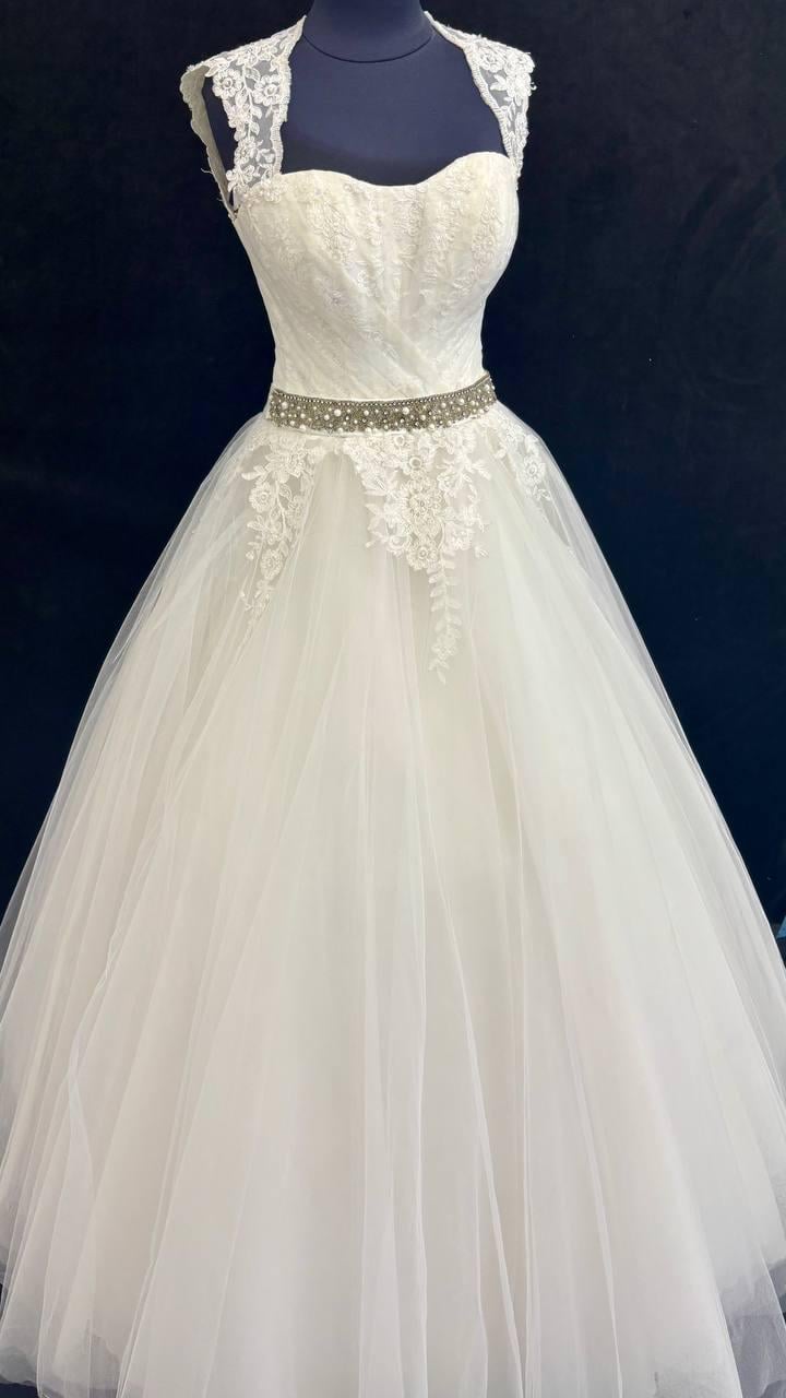 Платье свадебное Классик плечи L Кремовый (00036) Платье свадебное Классик плечи L Кремовый (00036)