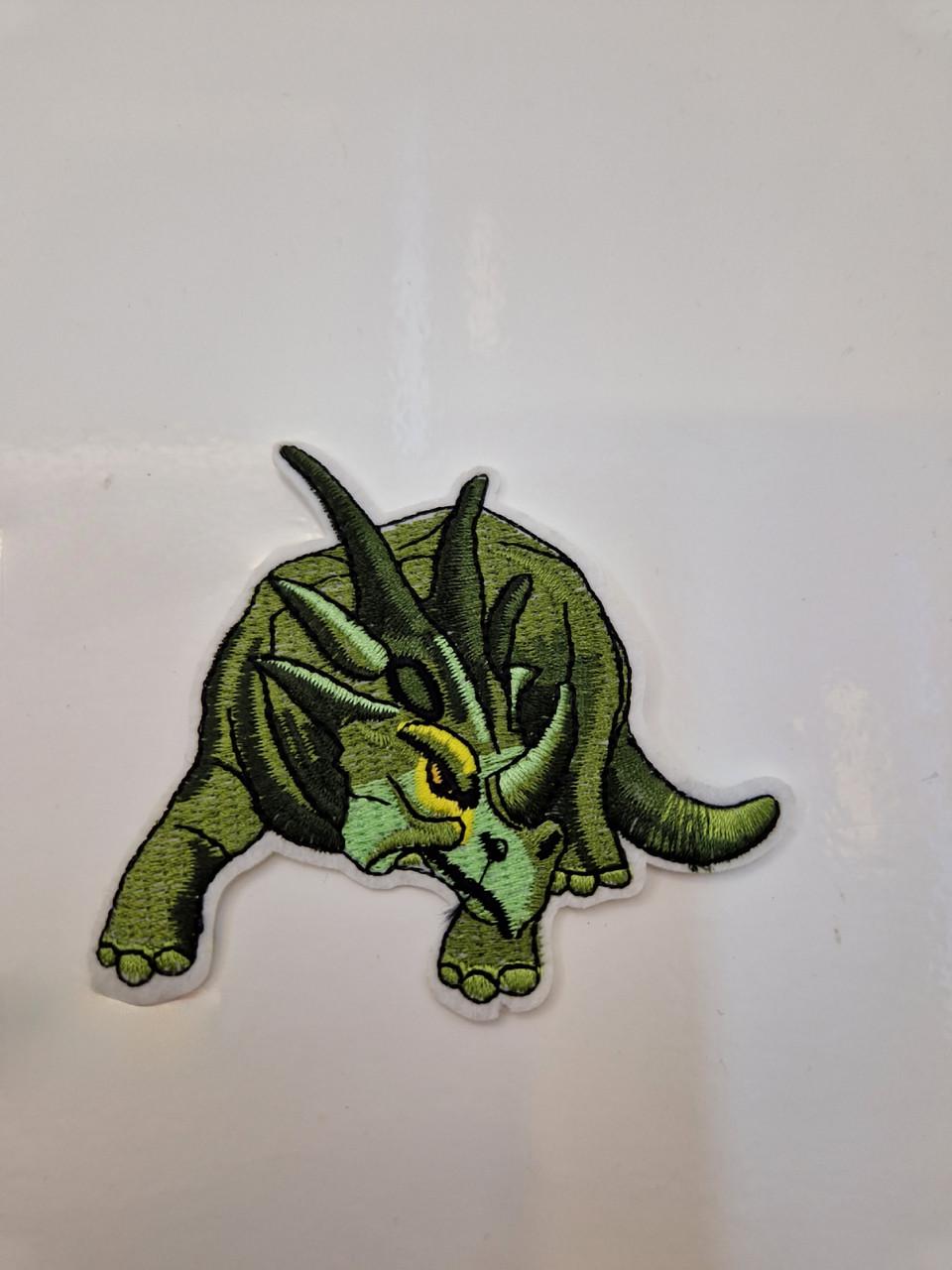 Нашивка термонаклейка Дракончик текстильная вышитая 8,5x9,5 см (2180763431)