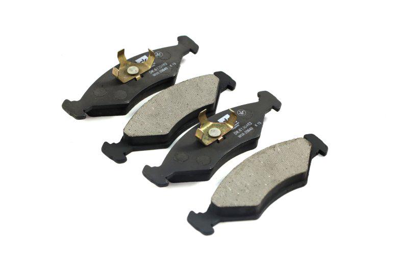 Колодки тормозные дисковые Ford Escort/Fiesta/Sierra 84-95 передние (DK.6130483)
