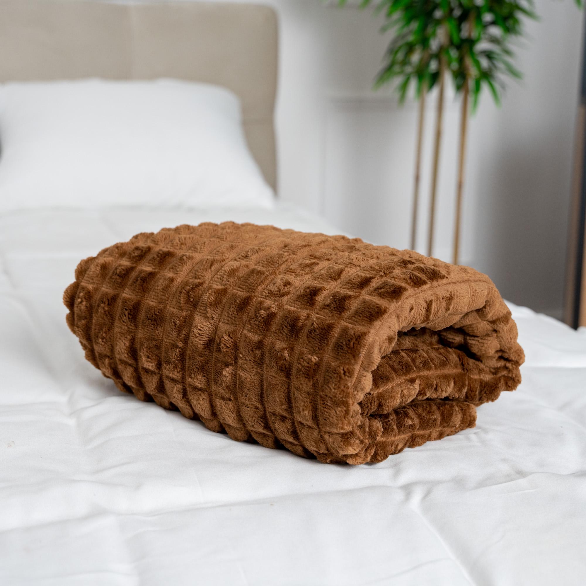 Плед велюровый в квадратик двуспальный Коричневый (4002)