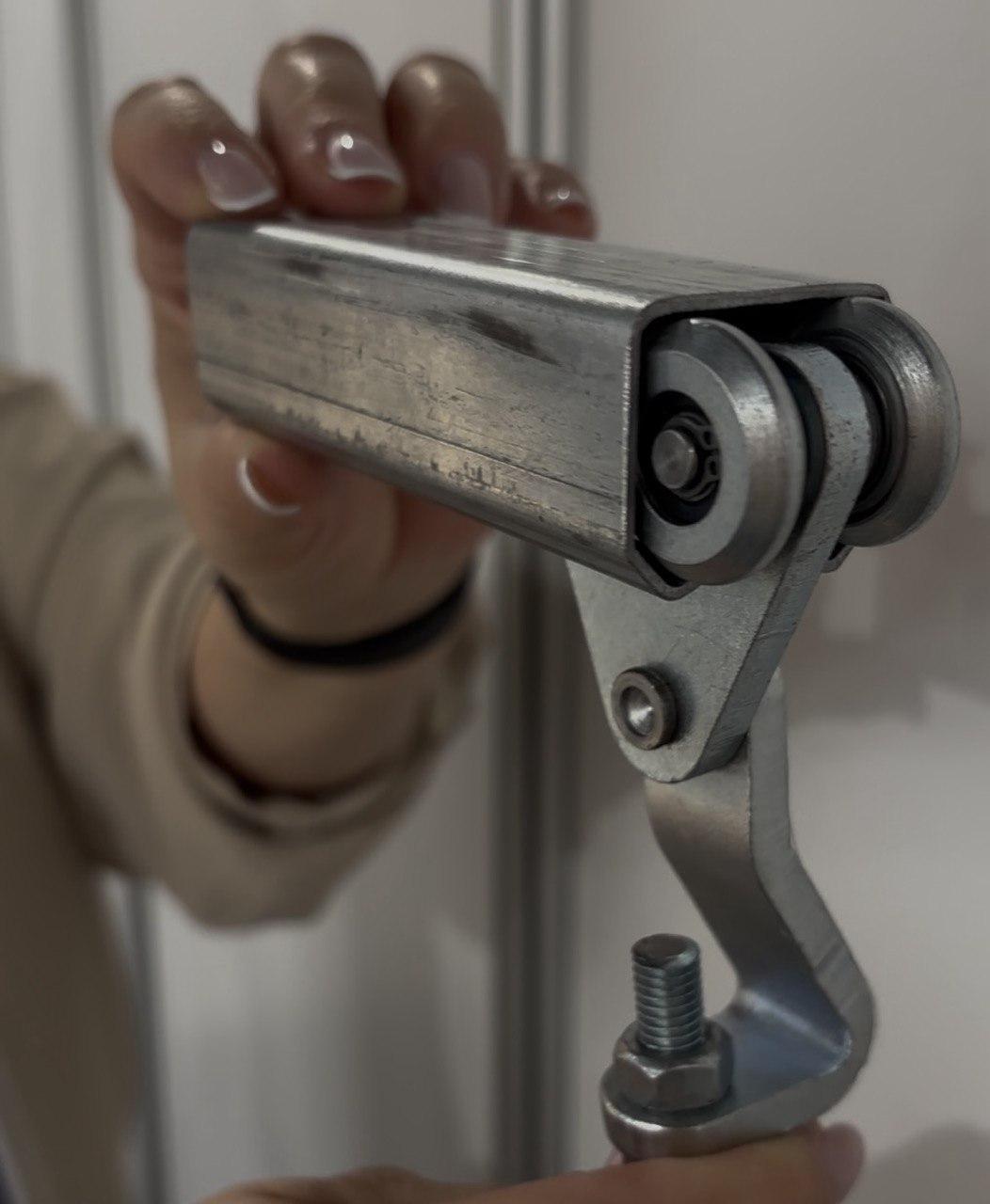 Каретка Roll Grand Стрикс М1 для підвісних систем/механізмів і воріт 100 кг - фото 4 Каретка Roll Grand Стрикс М1 для підвісних систем/механізмів і воріт 100 кг - фото 4