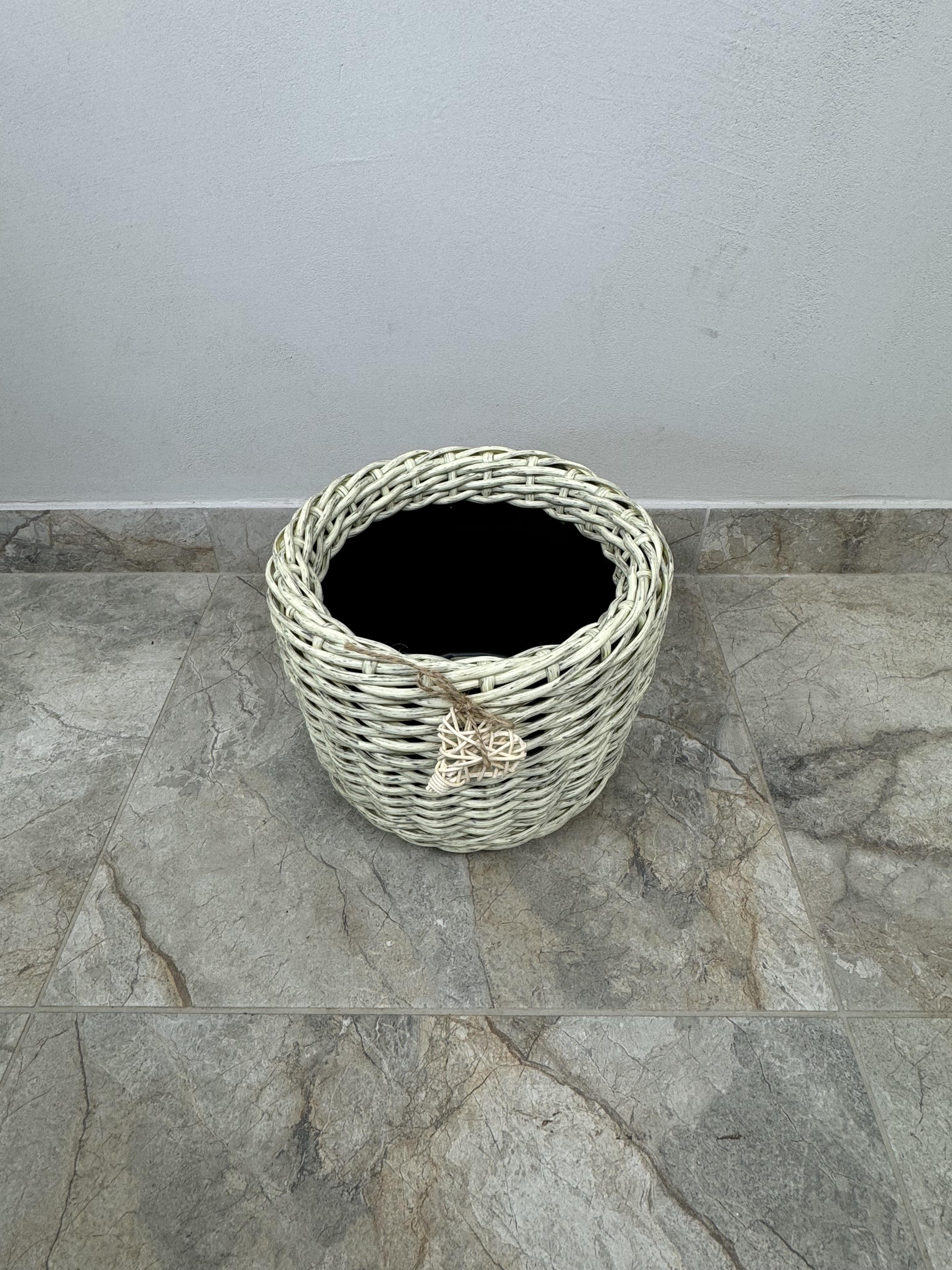 Кашпо из искусственного ротанга ручной работы 5 л Айвори (327412) - фото 3 Кашпо из искусственного ротанга ручной работы 5 л Айвори (327412) - фото 3