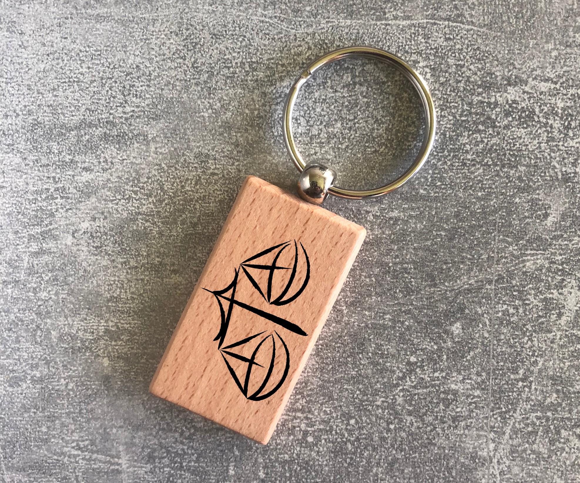 Брелок деревянный с изображением зодиака "Весы" (15010104043)