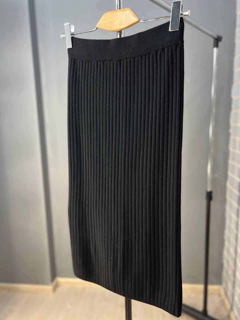 Спідниця жіноча My fashion 478 в'язка широкий рубчик розріз середня довжина р. 44-48 Чорний (3024) - фото 3 Спідниця жіноча My fashion 478 в'язка широкий рубчик розріз середня довжина р. 44-48 Чорний (3024) - фото 3