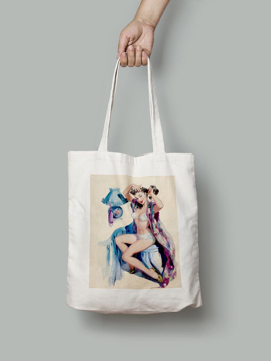 Эко-сумка Девушка на пуфике. Джойс Баллантайн шопер (pin_up010098_Bag) Эко-сумка Девушка на пуфике. Джойс Баллантайн шопер (pin_up010098_Bag)