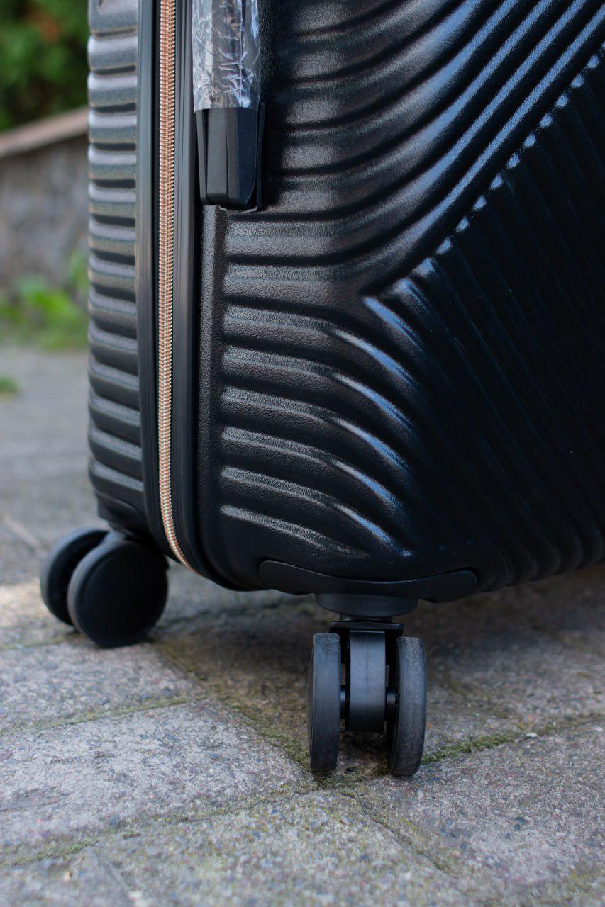 Валіза пластикова Wings WN-01 середній Чорний (11880016) - фото 5 Валіза пластикова Wings WN-01 середній Чорний (11880016) - фото 5