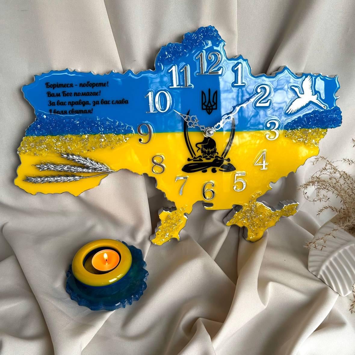 Часы настенные из эпоксидной смолы Карта Украины 50x34 см