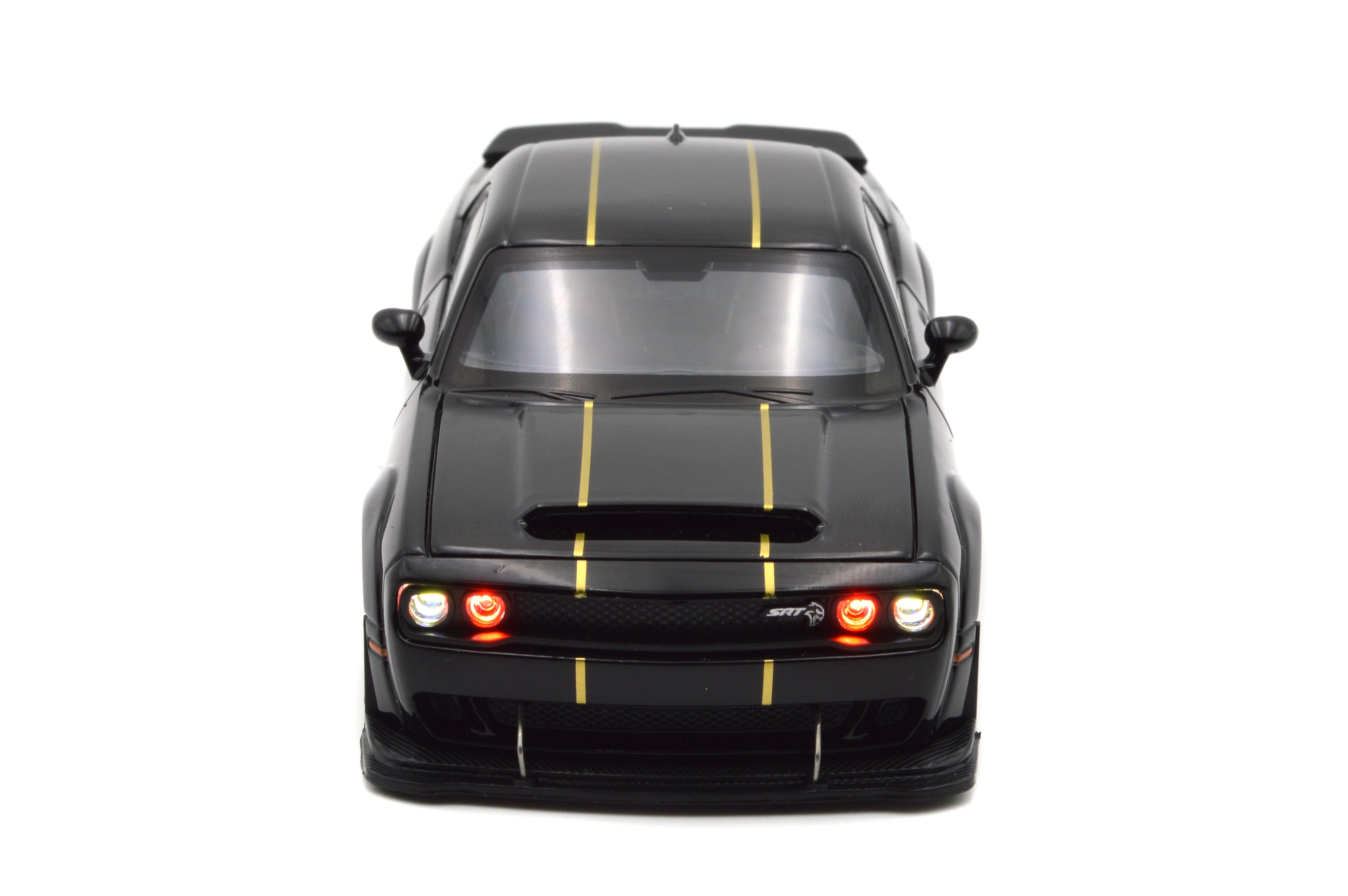 Модель металлическая Dodge Challenger SRT Hellcat 23622 (30241126) - фото 8 Модель металлическая Dodge Challenger SRT Hellcat 23622 (30241126) - фото 8