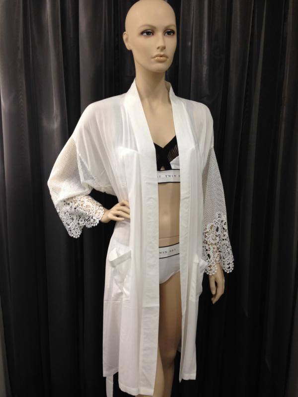 Жіночий халат TWIN SET M Білий (LS6HHH) - фото 2 Жіночий халат TWIN SET M Білий (LS6HHH) - фото 2