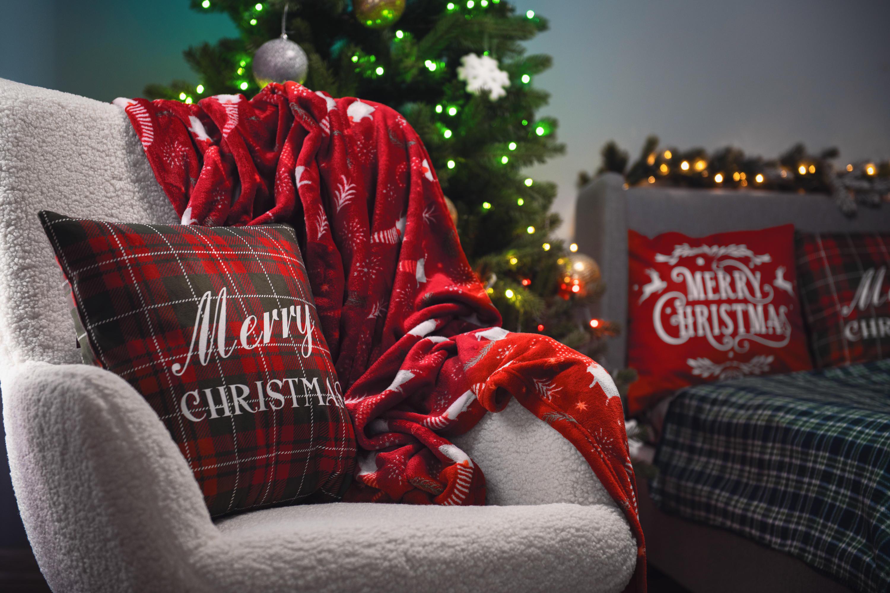 Подушка Ardesto Happy Holidays клітинка 45х45 см Зелено-червоний (ART1032HGR) - фото 4 Подушка Ardesto Happy Holidays клітинка 45х45 см Зелено-червоний (ART1032HGR) - фото 4