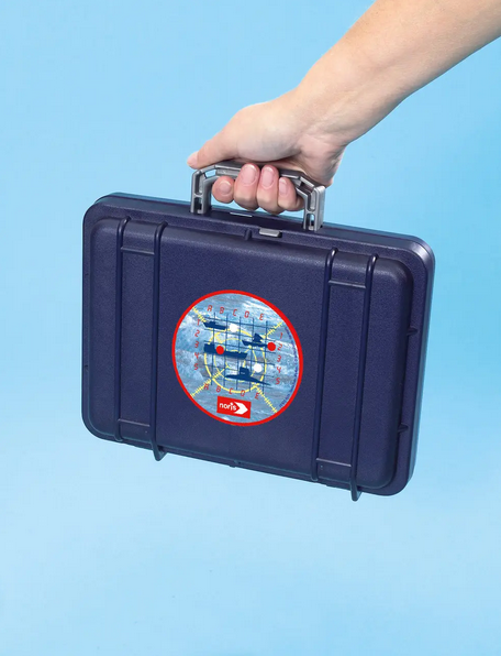 Настільна гра Noris Морський бій в кейсі - фото 5 Настільна гра Noris Морський бій в кейсі - фото 5