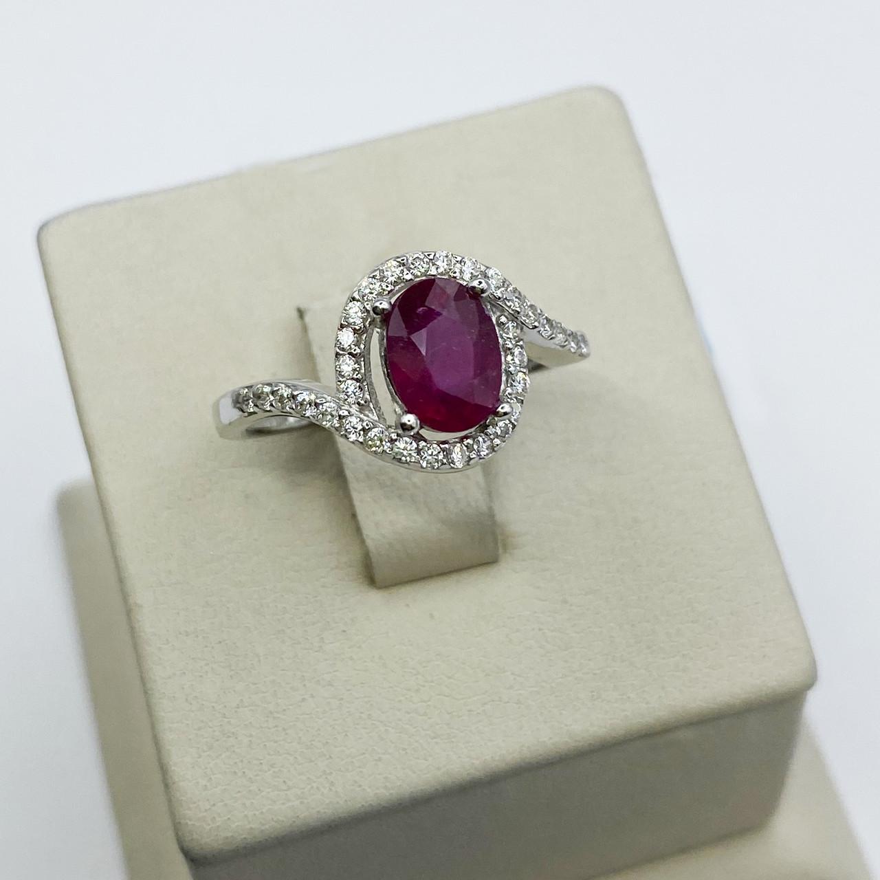 Кольцо серебряное с рубином р. 18 2,63 г (1958204733)