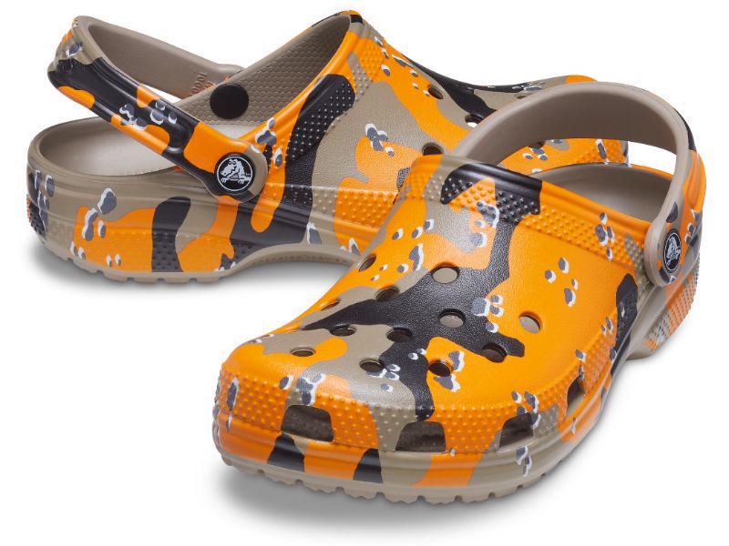 Сабо Crocs Classic Printed Camo Clog M12 р. 45 29,5 см Orange Zing/Multi (206454)