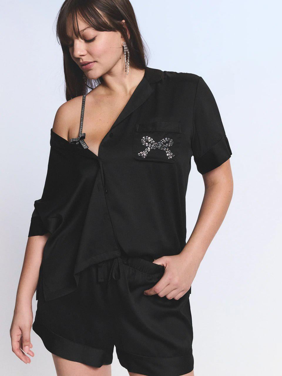 Пижама сатиновая Victoria's Secret Signature Satin Short Pajama Set XS Черный (2671367D)