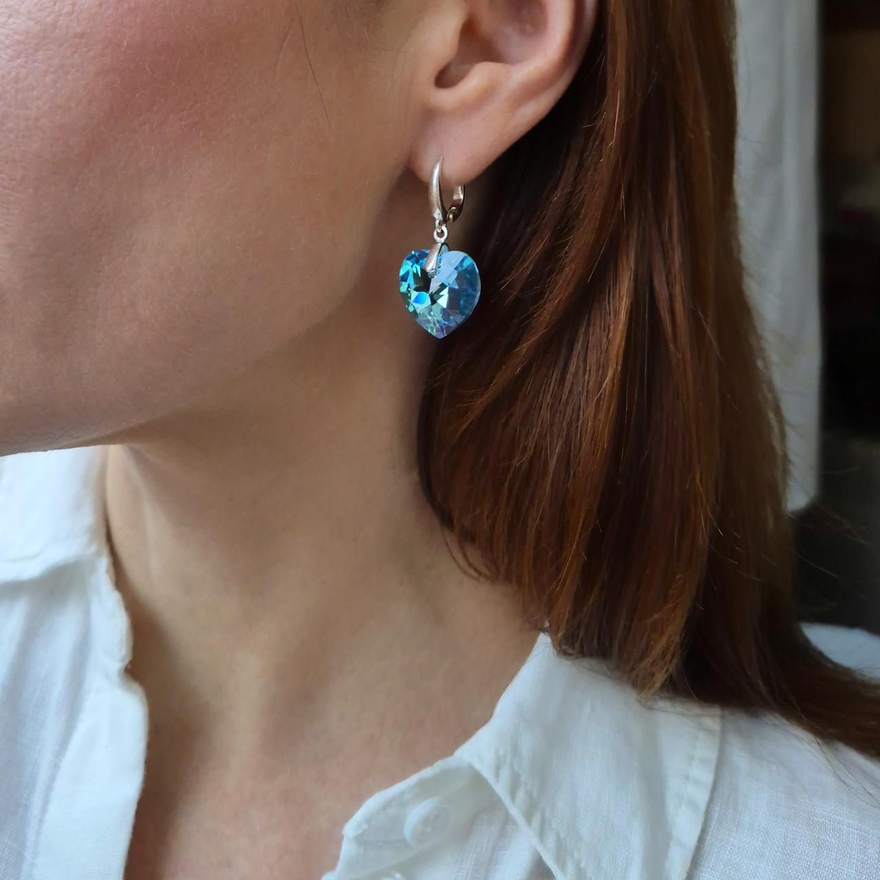 Сережки з підвіскою серце камінь сваровськи срібло 925 проби 7,80 г (56228-18) - фото 5 Сережки з підвіскою серце камінь сваровськи срібло 925 проби 7,80 г (56228-18) - фото 5