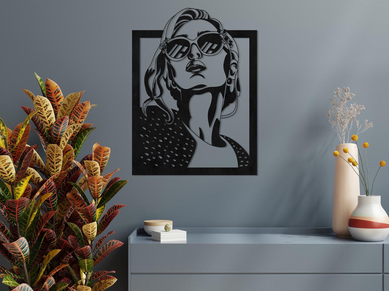 Декоративное панно на стену Upwood Decor Girl In Glasses 46,9х35 см Black (1575846725)