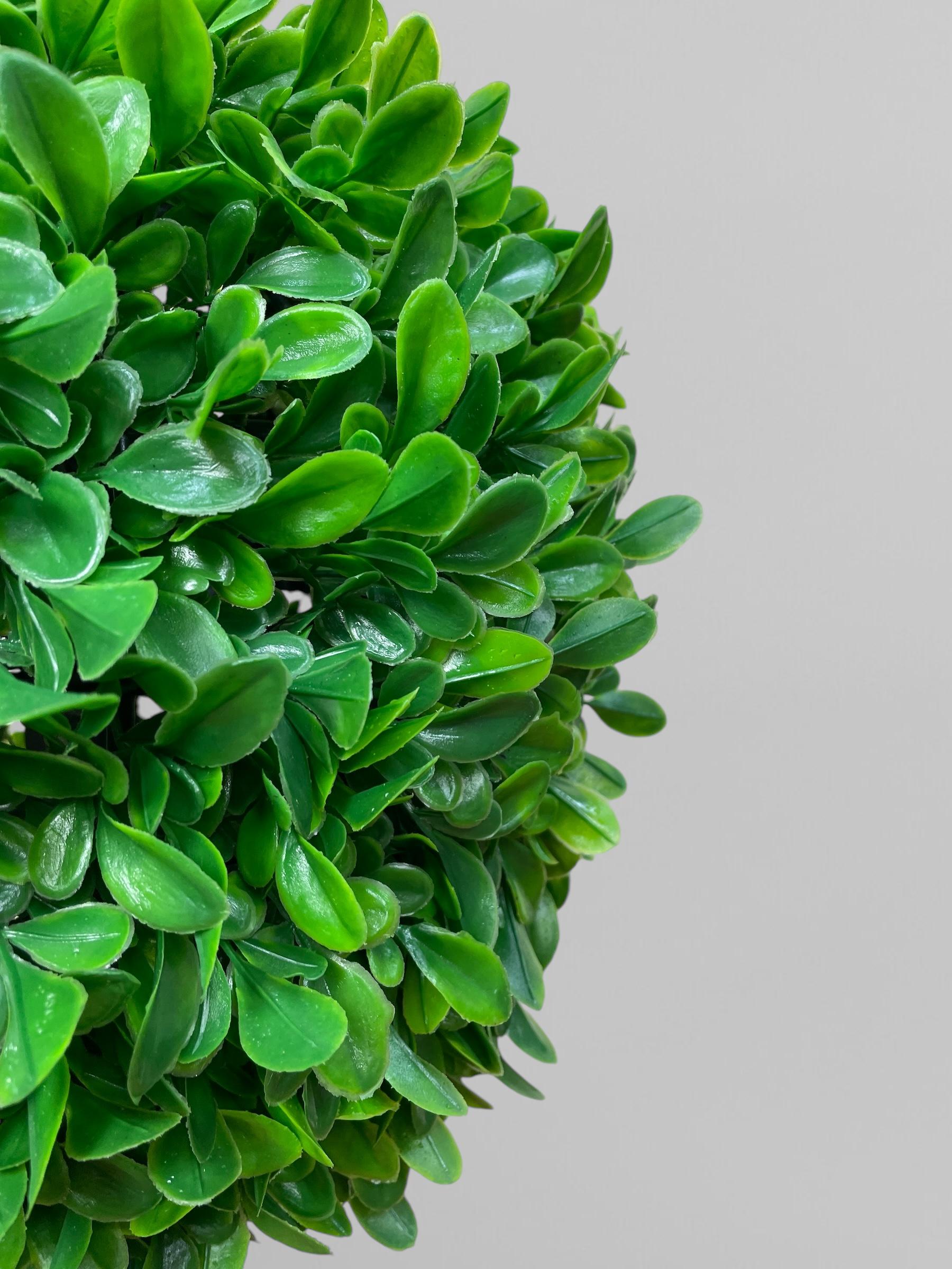 Штучна самшитова куля на стовбурі в горщику 90 см Зелений (Д13002) - фото 4 Штучна самшитова куля на стовбурі в горщику 90 см Зелений (Д13002) - фото 4