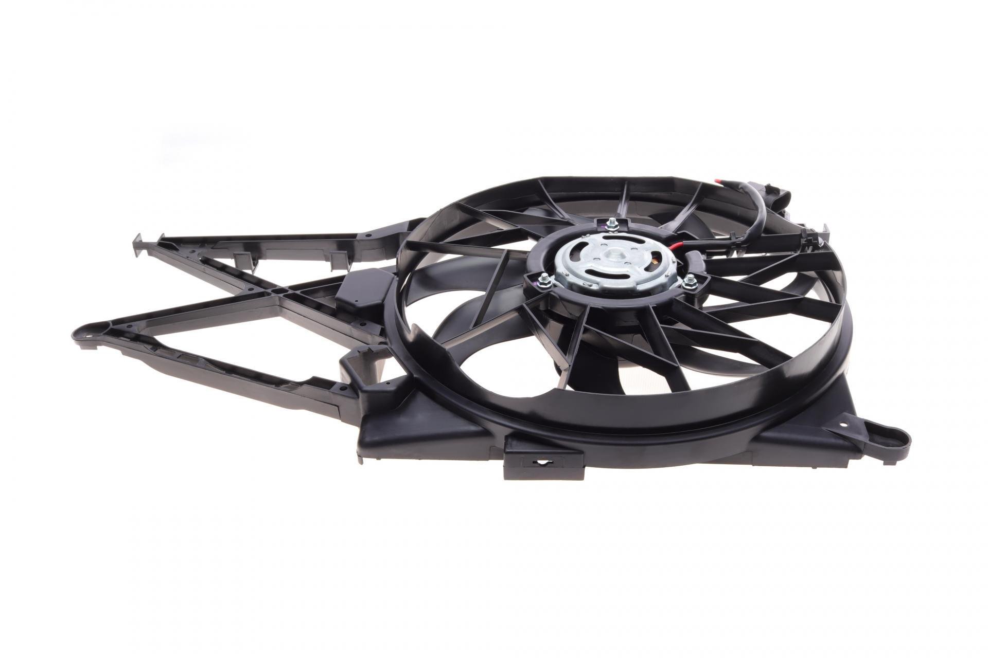 Вентилятор радиатора Opel Astra G 1,7-2,2 98-09/Zafira A 2,0/2,2 00-05 с диффузором (47308)