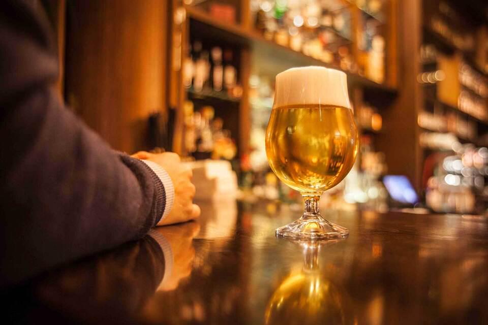 Набір келихів для пива Stolzle Lausitz Berlin 6 шт. 400 мл (3080050-1) - фото 5 Набір келихів для пива Stolzle Lausitz Berlin 6 шт. 400 мл (3080050-1) - фото 5