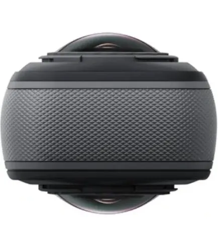 Екшн-камера Insta360 X5 Standard Bundle Black - фото 7 Екшн-камера Insta360 X5 Standard Bundle Black - фото 7