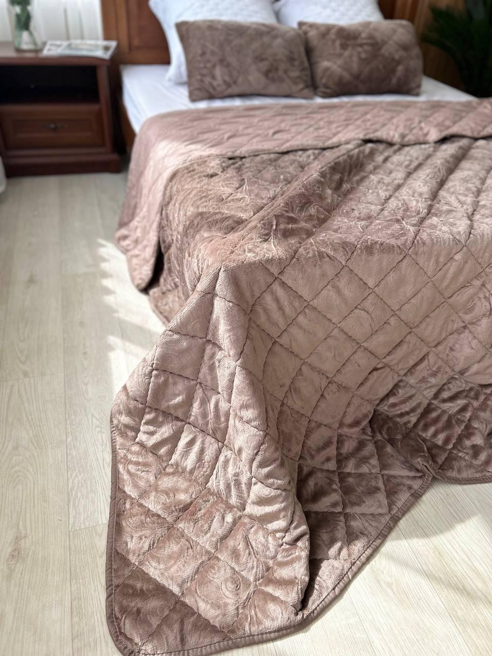 Покривало стьобане 220х240 см Темно-бежевий (Д-Мpled+poduska005-04) - фото 7 Покривало стьобане 220х240 см Темно-бежевий (Д-Мpled+poduska005-04) - фото 7