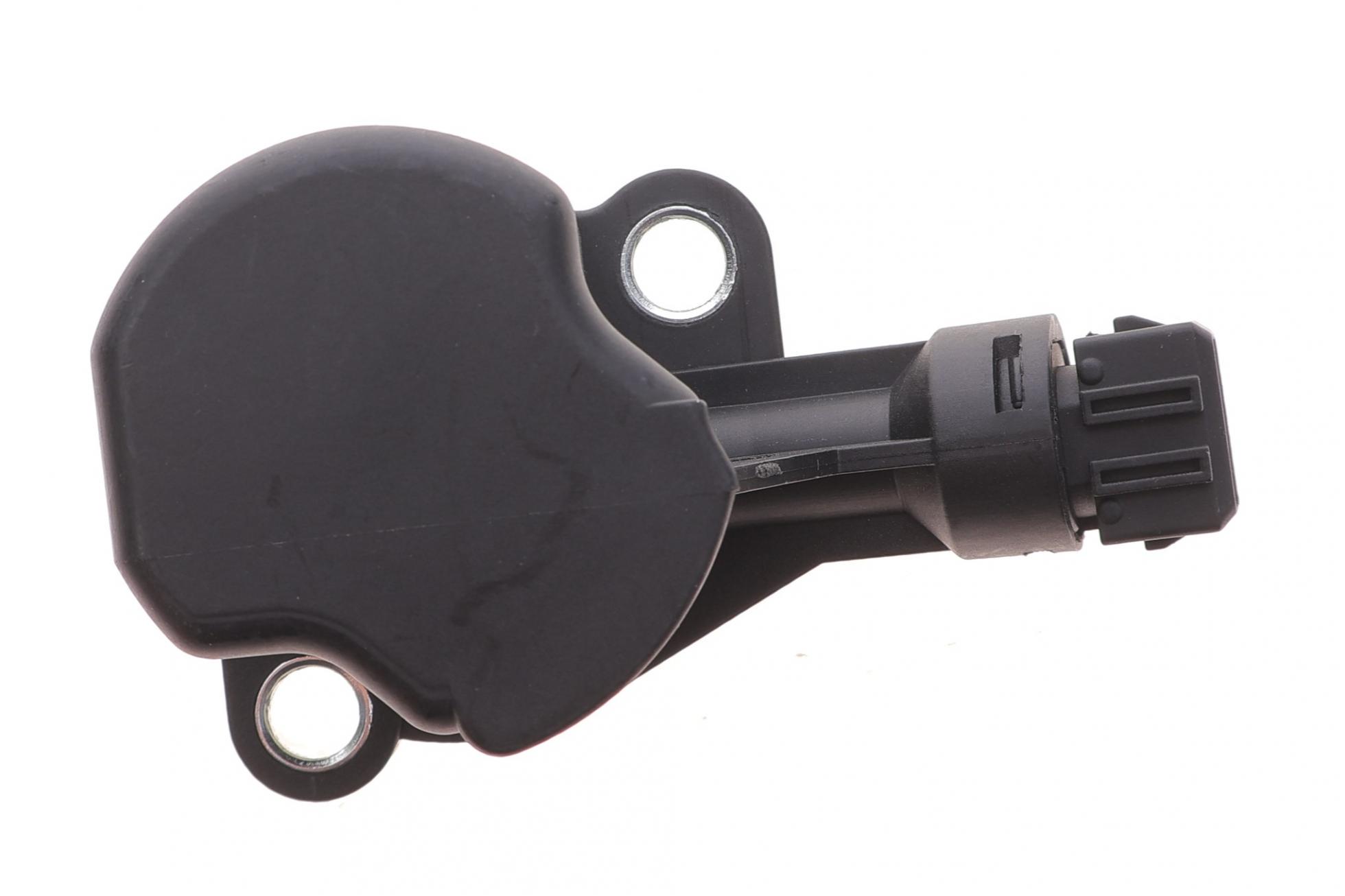 Датчик вмикання заднього ходу Skoda Octavia/VW Passat/Golf III/IV 1.0-3.2 88-06- (21760)