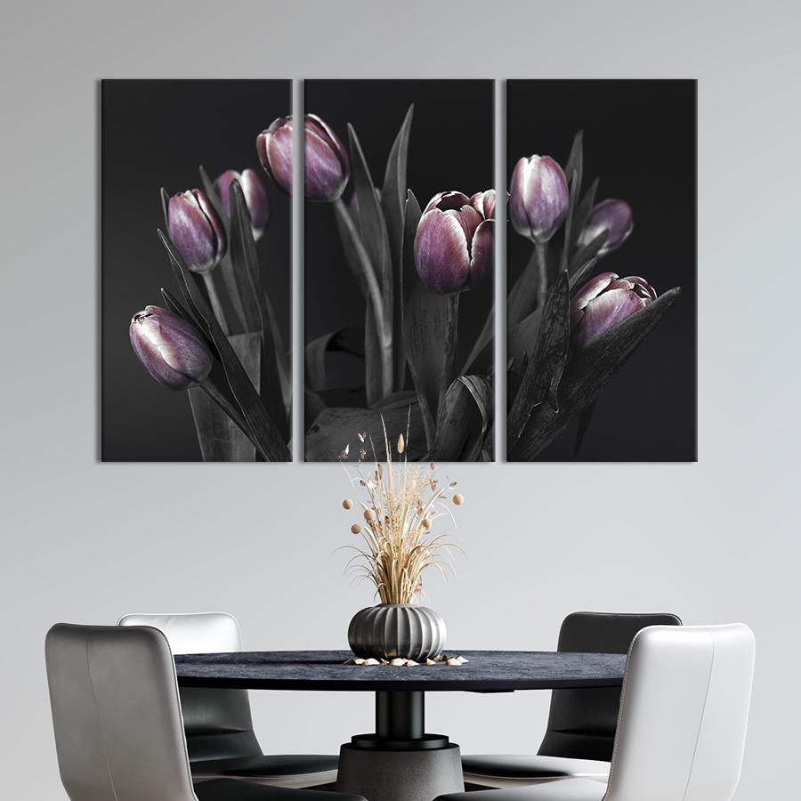 Картина на холсте триптих Мрачные тюльпаны 156x100 см (882-31)
