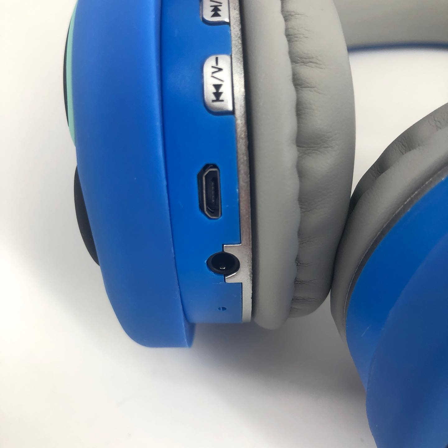 Наушники беспроводные Stitch с микрофоном и встроенным плеером (b22abf43) - фото 6 Наушники беспроводные Stitch с микрофоном и встроенным плеером (b22abf43) - фото 6