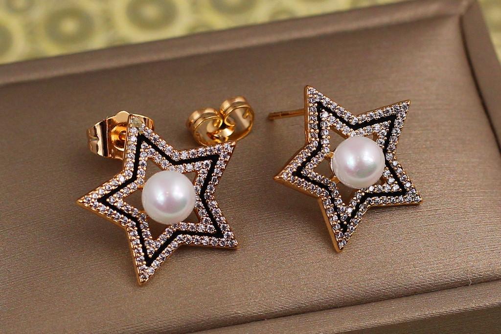 Серьги гвоздики Xuping Jewelry Звезда с жемчужиной 2 см Золотистый (2265235704)
