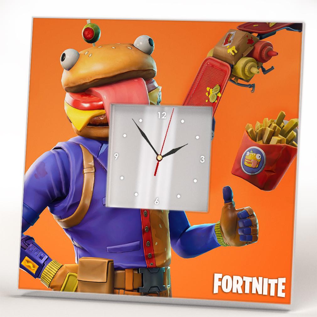 Часы Персонажи игры ''Fortnite'' 260x260 мм (C04426)