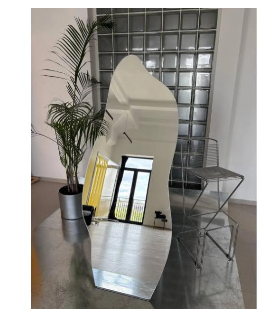 Підлогове дзеркало KR криволінійне на ніжці 1700х600 мм Чорний (29452119)