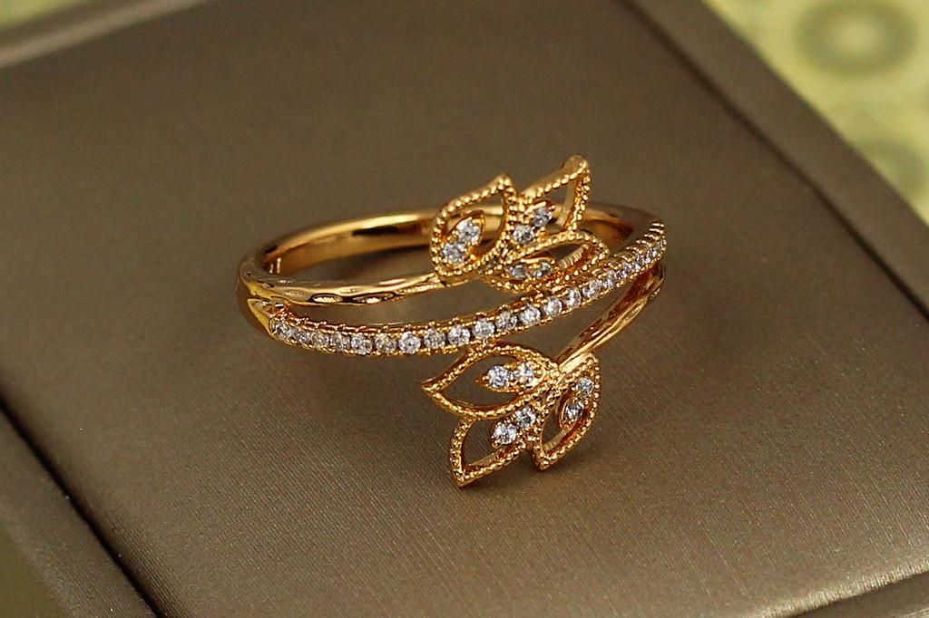 Каблучка Xuping Jewelry Молоде листя р. 16 Золотистий