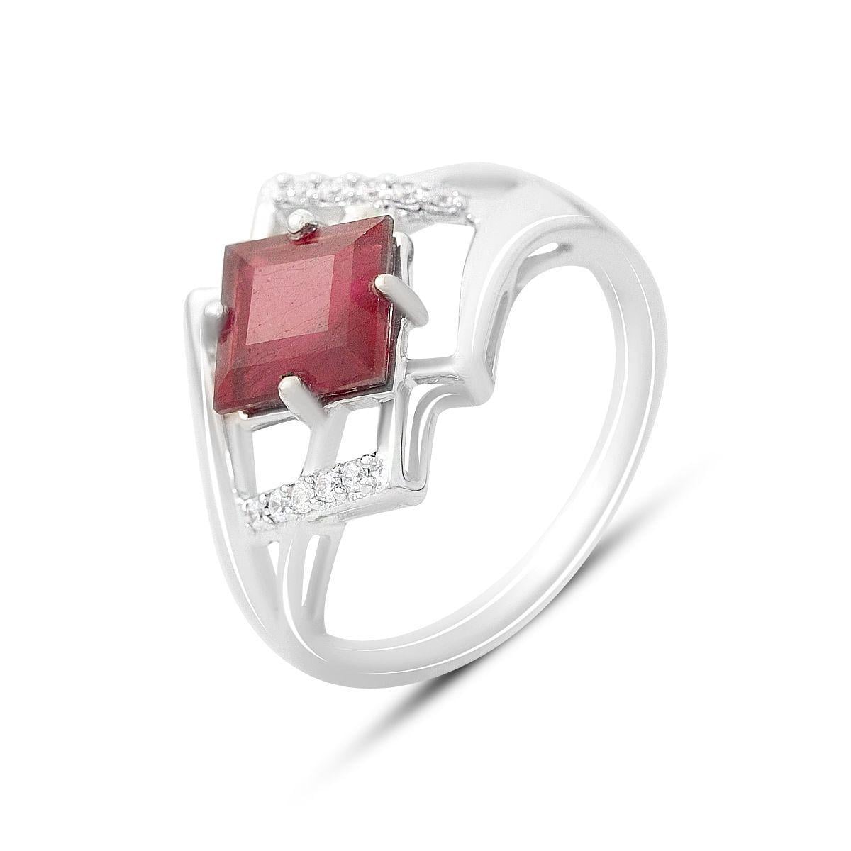 Кольцо серебряное Tiva с натуральным рубином и фианитами 2,633 ct 3,3 г р. 18 (2165316)