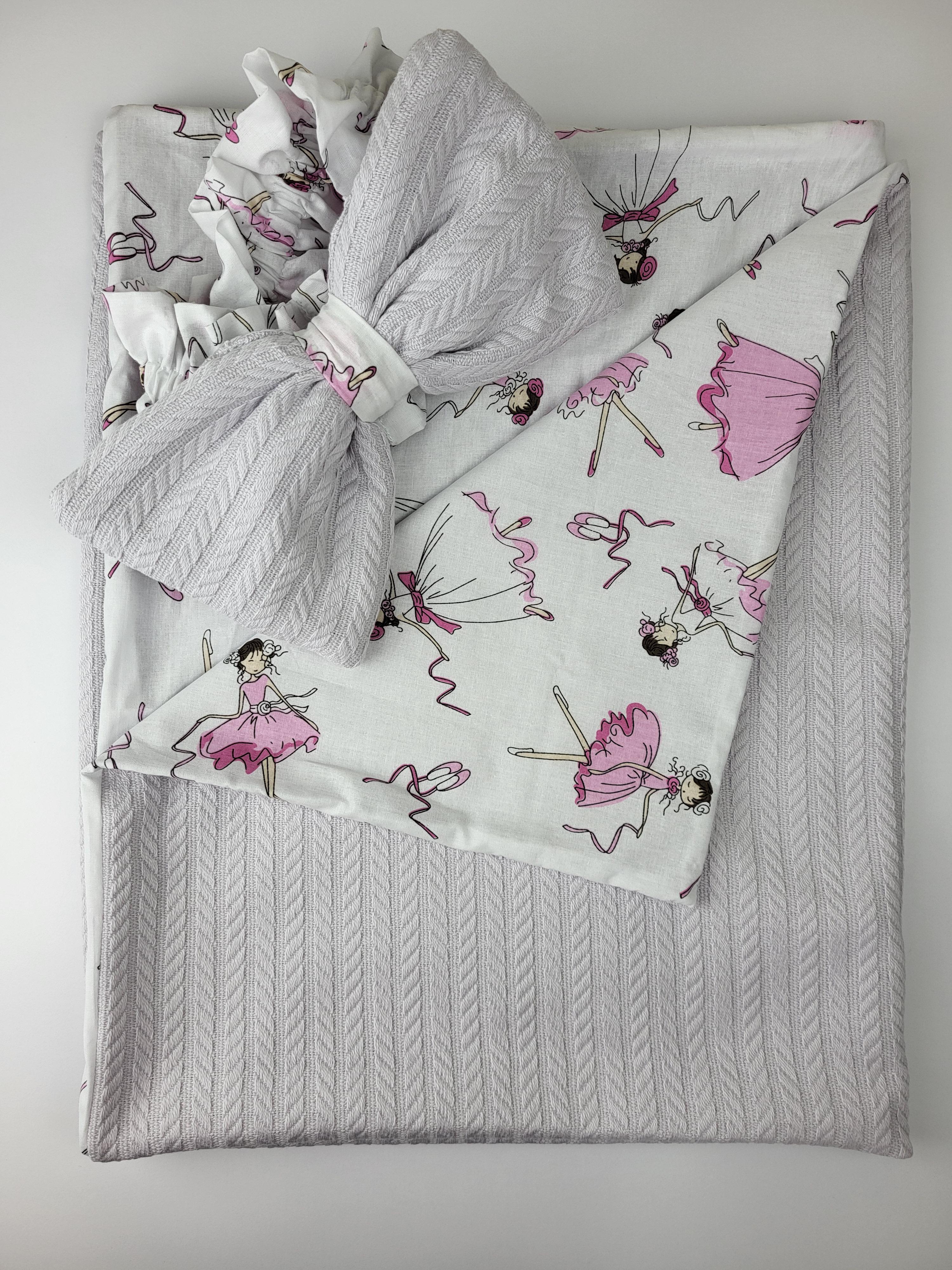 Плед на виписку двосторонній 2в1 з балеринами 100х80 см Сірий (1558) - фото 2 Плед на виписку двосторонній 2в1 з балеринами 100х80 см Сірий (1558) - фото 2