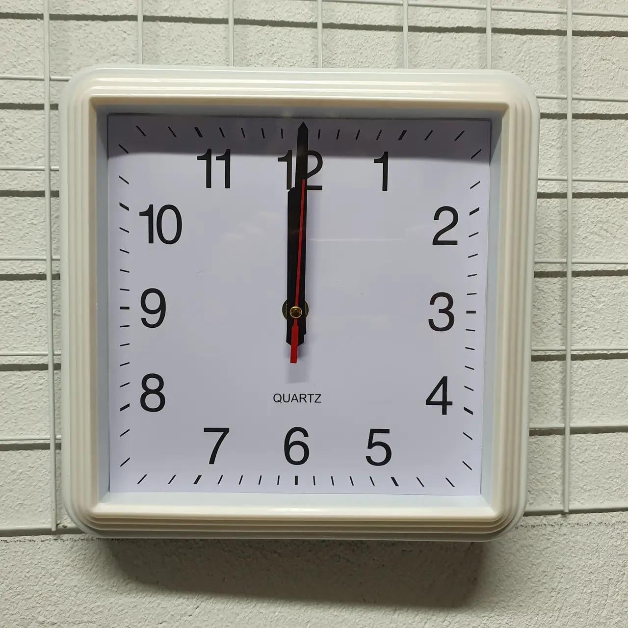 Часы настенные Quartz 2506 White