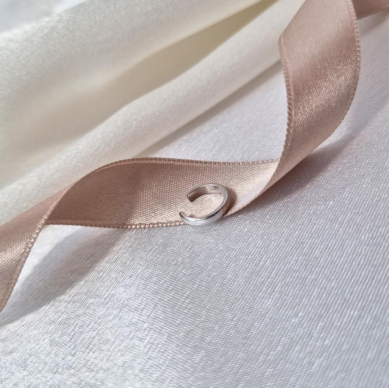 Серебряная серьга Каффа обманка без камней серебро 925 пробы родованное 0,52г (вс502р)