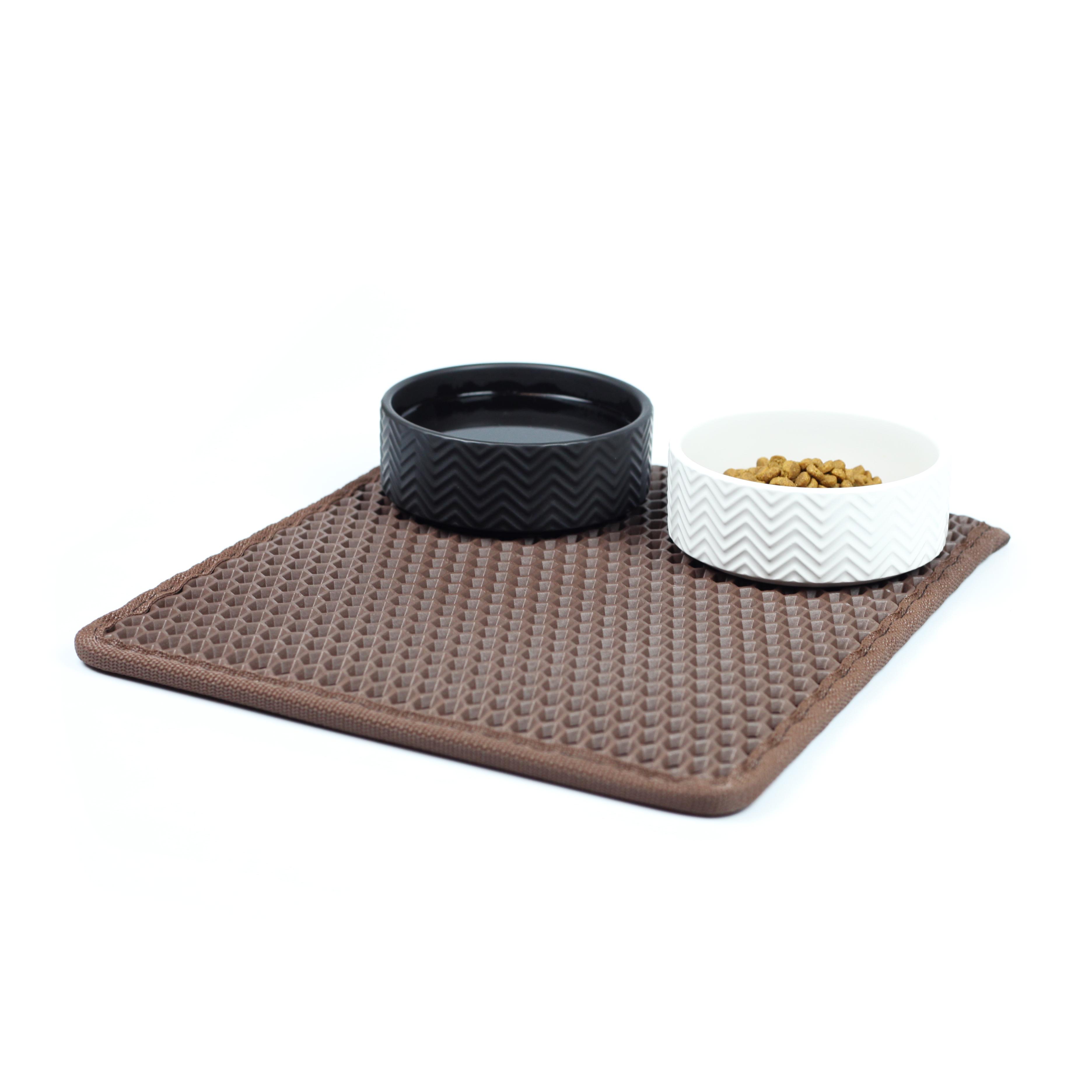 Килимок двошаровий Cat in Box для мисок та котячих лотків EVA 33x30 см Коричневий - фото 2 Килимок двошаровий Cat in Box для мисок та котячих лотків EVA 33x30 см Коричневий - фото 2